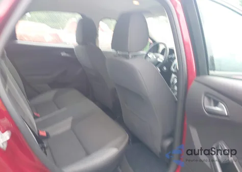 2014 Ford Focus Se из США, поврежденный, VIN 1FADP3F26EL151802